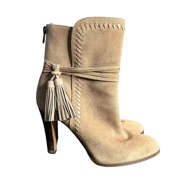 Coach Beige Jessie Suede Heeled Boots with Tassel Size 8 - Picture 2 of 8